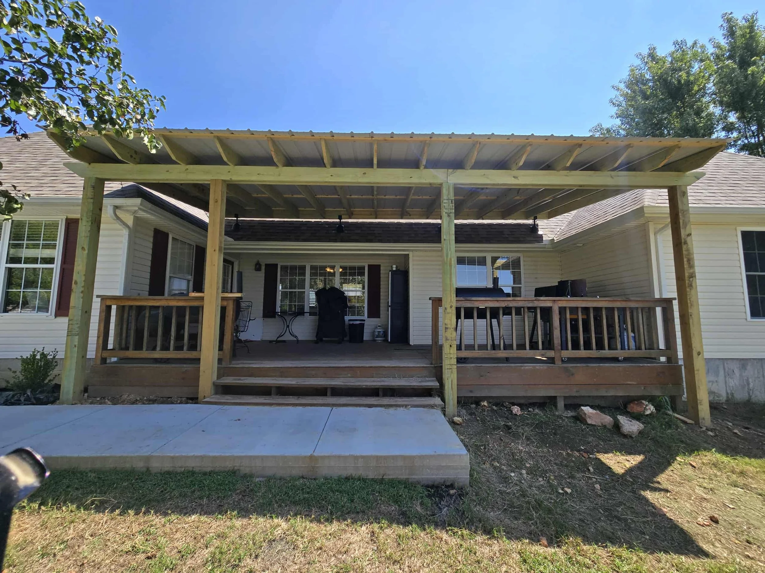 Detached Garage, Porch Cover, and Interior Remodel: Raising the Bar in Seneca, MO 2