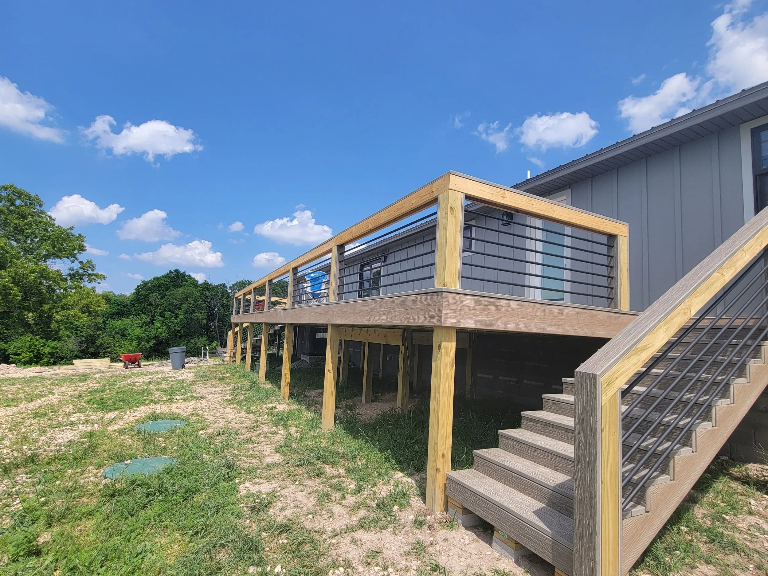 Building a Hot‑Tub‑Ready Deck: Oversized Joists and Composite Decking in a New Pineville Subdivision