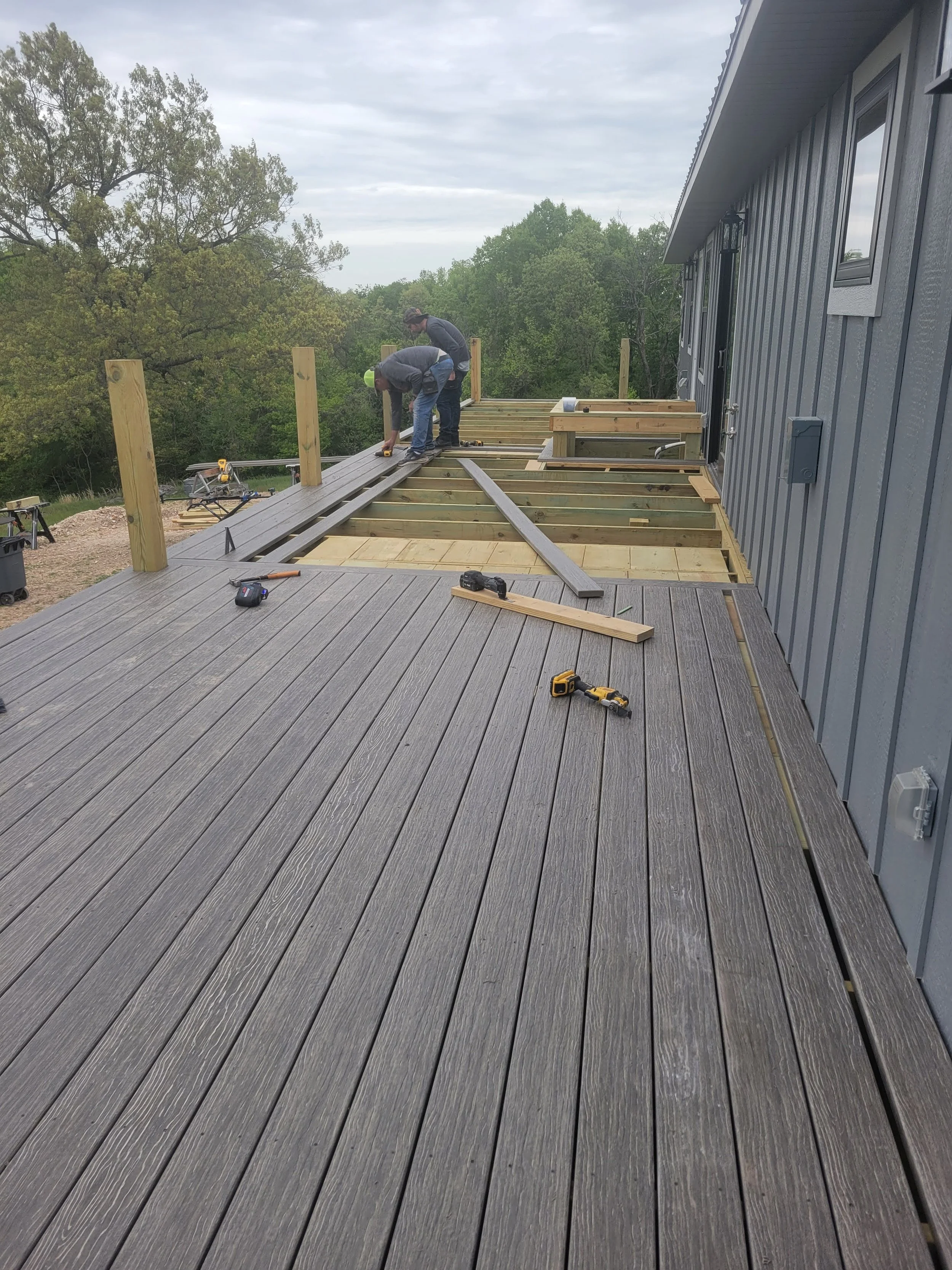 Building a Hot‑Tub‑Ready Deck: Oversized Joists and Composite Decking in a New Pineville Subdivision 4
